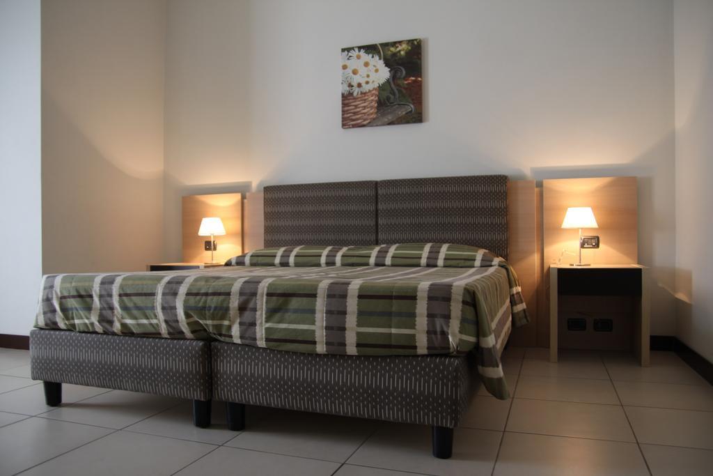 פייבה סנטו סטפנו Hotel Santo Stefano מראה חיצוני תמונה
