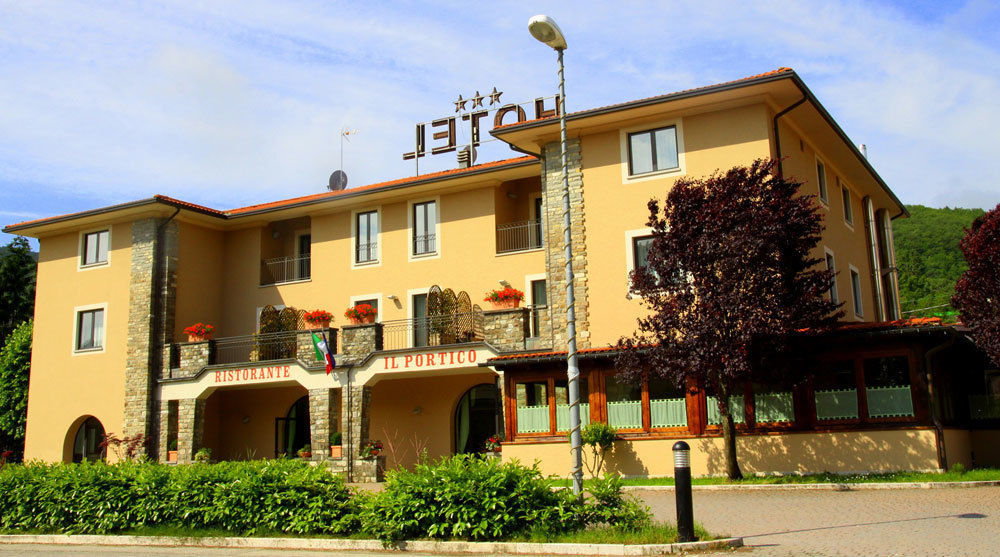 פייבה סנטו סטפנו Hotel Santo Stefano מראה חיצוני תמונה