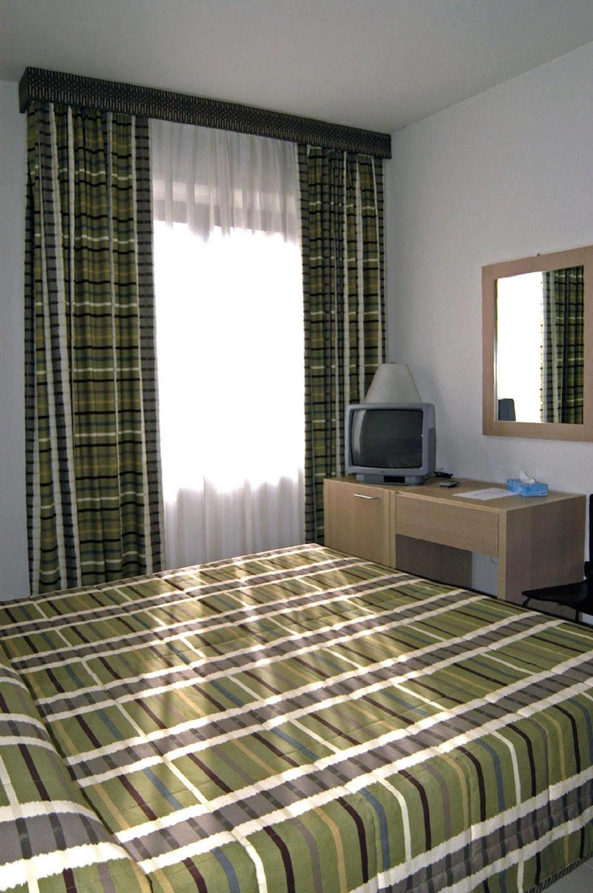 פייבה סנטו סטפנו Hotel Santo Stefano מראה חיצוני תמונה