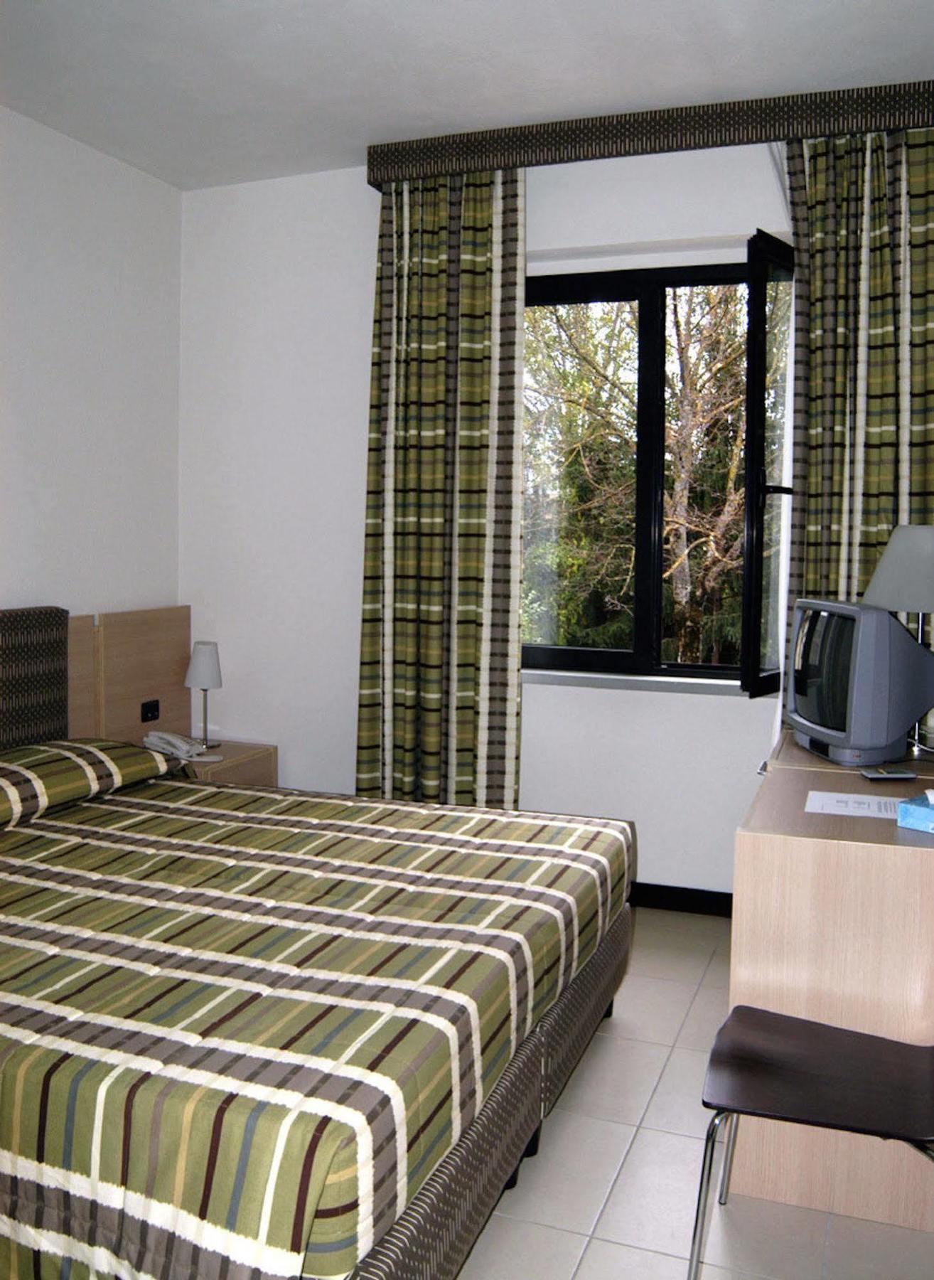 פייבה סנטו סטפנו Hotel Santo Stefano מראה חיצוני תמונה